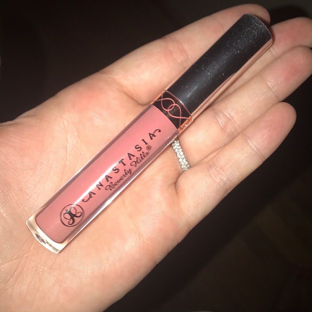 Anastasia Beverly Hills liquid lipstick